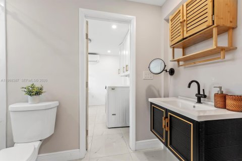 House in Lake Worth, Florida 3 bedrooms № 2031789 - photo 19