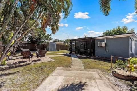 House in Lake Worth, Florida 3 bedrooms № 2031789 - photo 26