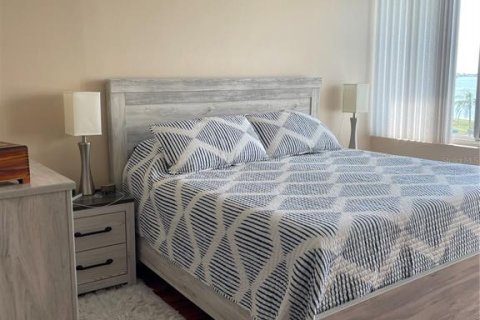 Copropriété à louer à Saint Petersburg, Floride: 2 chambres, 116.59 m2 № 2122852 - photo 7