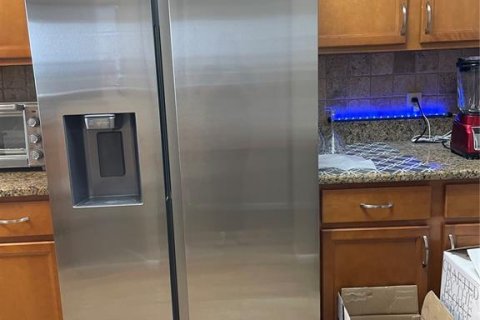Copropriété à louer à Saint Petersburg, Floride: 2 chambres, 116.59 m2 № 2122852 - photo 3