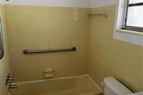Снять в аренду квартиру в Галфпорта, Флорида 4 комнаты, 74.32м2, № 1760130 - фото 12