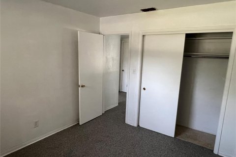 Снять в аренду квартиру в Галфпорта, Флорида 4 комнаты, 74.32м2, № 1760130 - фото 9