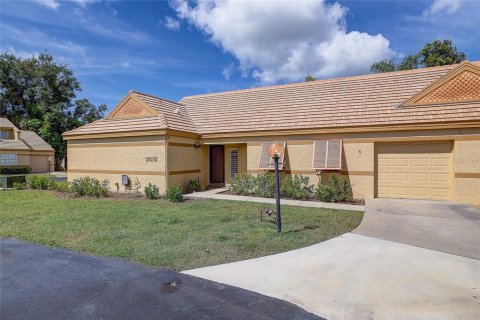 House in Bradenton, Florida 2 bedrooms, 130.06 sq.m. № 2350253