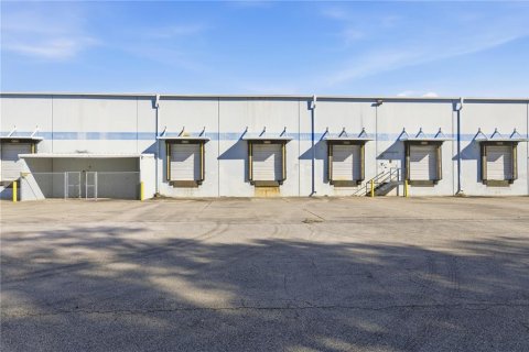 Commercial property in Ocala, Florida № 2166095 - photo 15