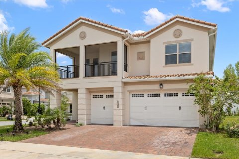House in Orlando, Florida 5 bedrooms, 393.72 sq.m. № 2350237
