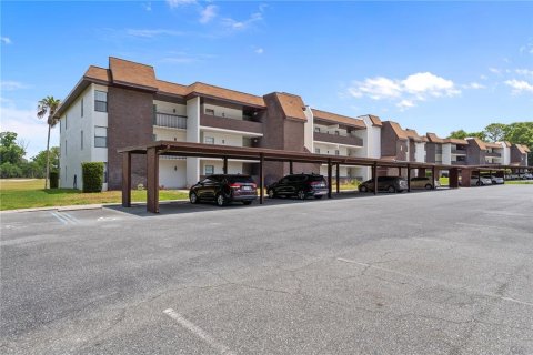 Condo in Homosassa, Florida, 2 bedrooms  № 2101916