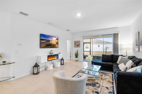 Villa ou maison à vendre à Wesley Chapel, Floride: 3 chambres, 147.44 m2 № 2408031 - photo 6
