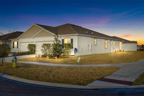Villa ou maison à Wesley Chapel, Floride 3 chambres, 147.44 m2 № 2408031