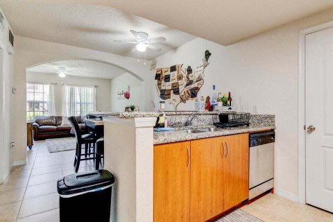 Apartamento en alquiler en Port St. Lucie, Florida, 1 dormitorio, 69.86 m2 № 2078378 - foto 7
