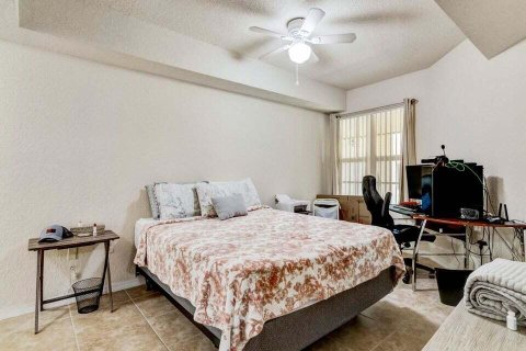 Apartamento en alquiler en Port St. Lucie, Florida, 1 dormitorio, 69.86 m2 № 2078378 - foto 10