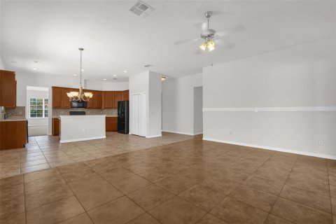 House in Orlando, Florida 4 bedrooms, 234.39 sq.m. № 2110948 - photo 10
