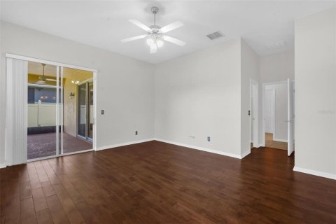 House in Orlando, Florida 4 bedrooms, 234.39 sq.m. № 2110948 - photo 22
