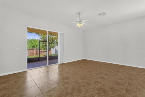 House in Orlando, Florida 4 bedrooms, 234.39 sq.m. № 2110948 - photo 8