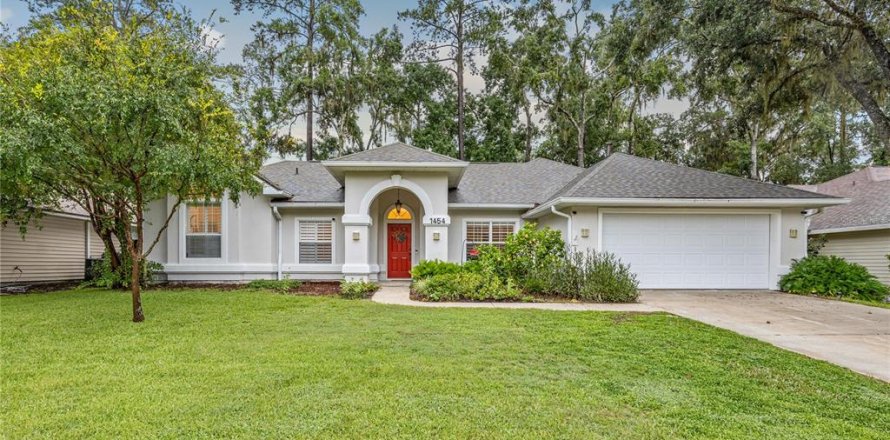 House in Gainesville, Florida 4 bedrooms, 189.99 sq.m. № 1844250