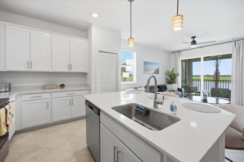 Copropriété à louer à Bradenton, Floride: 3 chambres, 120.87 m2 № 2273164 - photo 8