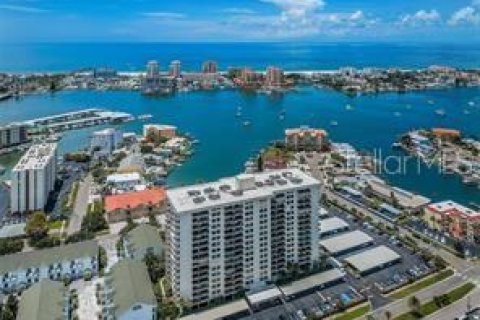 Condominio en alquiler en Clearwater, Florida, 2 dormitorios, 120.77 m2 № 1662309 - foto 3