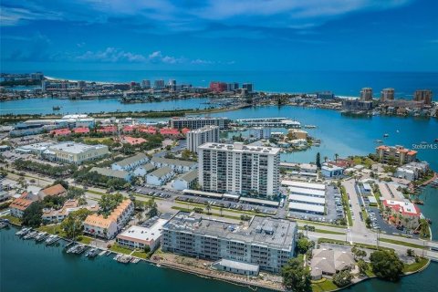 Condominio en alquiler en Clearwater, Florida, 2 dormitorios, 120.77 m2 № 1662309 - foto 15