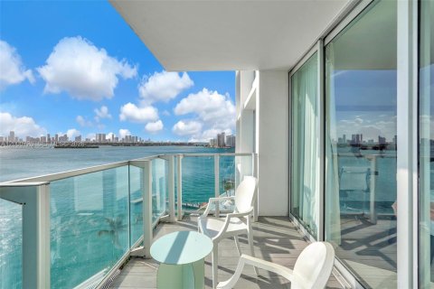 Condo in Miami Beach, Florida, 2 bedrooms  № 2064797 - photo 5