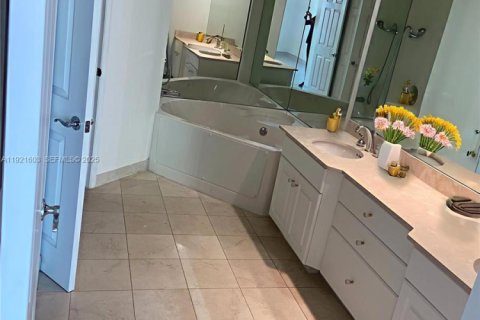 Купить кондоминиум в Авентура, Флорида 2 спальни, 149.57м2, № 1990054 - фото 18