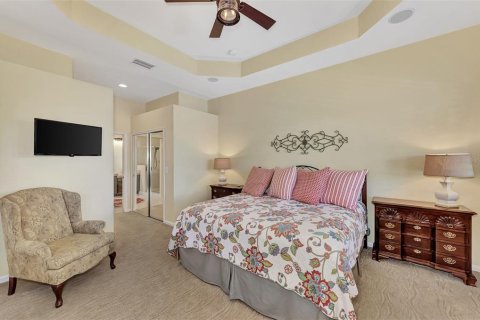 House in Port Charlotte, Florida 2 bedrooms, 167.22 sq.m. № 2403370 - photo 27