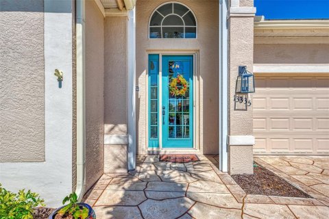 House in Port Charlotte, Florida 2 bedrooms, 167.22 sq.m. № 2403370 - photo 5