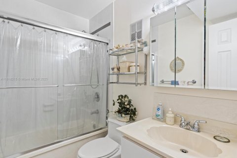 Casa en venta en Davie, Florida, 3 dormitorios, 173.36 m2 № 1775255 - foto 15