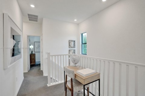 Adosado en venta en Oakland Park, Florida, 3 dormitorios, 174.19 m2 № 1483403 - foto 21