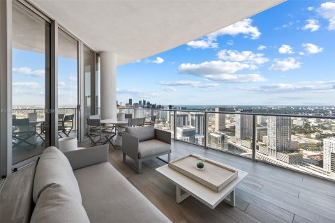 Condominio en venta en Miami, Florida, 4 dormitorios, 307.69 m2 № 2035461 - foto 16