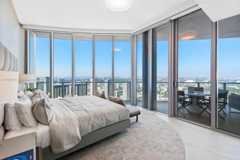 Condominio en venta en Miami, Florida, 4 dormitorios, 307.69 m2 № 2035461 - foto 25