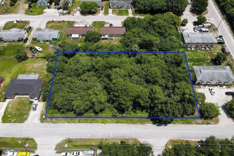 Land in Fort Pierce, Florida № 275811 - photo 1