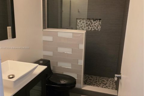 Condo in Delray Beach, Florida, 2 bedrooms  № 1898125 - photo 22