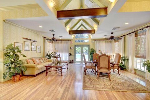 Condo in Delray Beach, Florida, 2 bedrooms  № 1898125 - photo 25