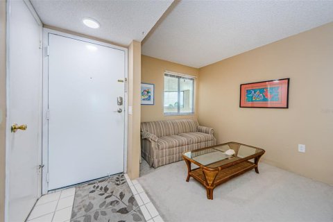 Condo in Hudson, Florida, 2 bedrooms  № 2391498 - photo 28