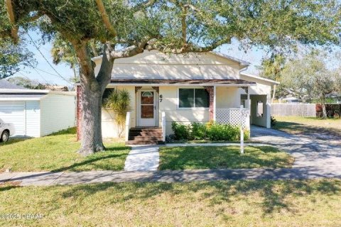 Villa ou maison à vendre à Ormond Beach, Floride: 3 chambres, 154.96 m2 № 1904109 - photo 1