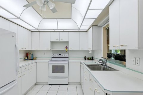 Купить кондоминиум в Сарасота, Флорида 8 комнат, 166.67м2, № 2209577 - фото 16