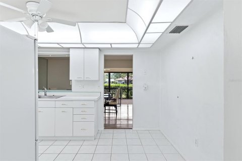 Купить кондоминиум в Сарасота, Флорида 8 комнат, 166.67м2, № 2209577 - фото 17