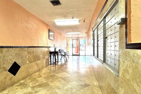 Copropriété à vendre à Miami, Floride: 1 chambre, 58.71 m2 № 1921885 - photo 5