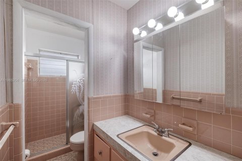 Купить виллу или дом в Корал-Гейблс, Флорида 3 спальни, 179.77м2, № 2044873 - фото 12