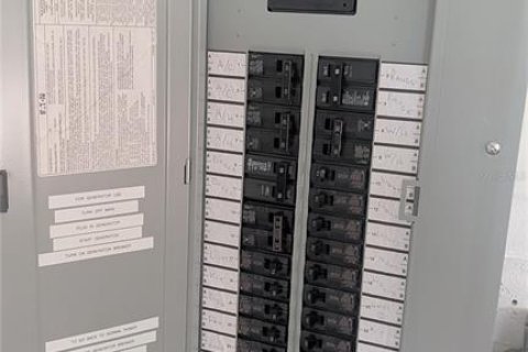 Купить виллу или дом в Сарасота, Флорида 9 комнат, 159.23м2, № 2238112 - фото 15