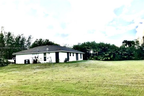 House in Loxahatchee Groves, Florida 3 bedrooms, 137.22 sq.m. № 2082170 - photo 3