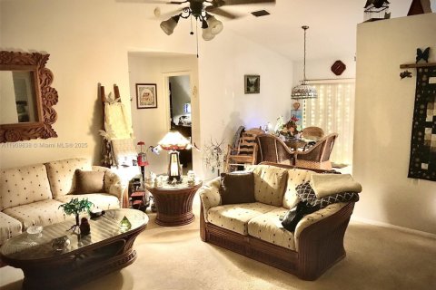 House in Loxahatchee Groves, Florida 3 bedrooms, 137.22 sq.m. № 2082170 - photo 4