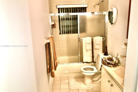 House in Loxahatchee Groves, Florida 3 bedrooms, 137.22 sq.m. № 2082170 - photo 12
