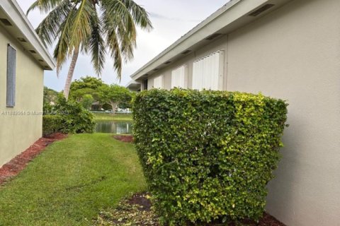 Villa ou maison à vendre à Homestead, Floride: 3 chambres, 159.79 m2 № 1929913 - photo 16