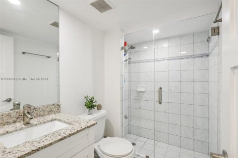 Copropriété à vendre à Miami Beach, Floride: 2 chambres, 104.14 m2 № 1801086 - photo 4