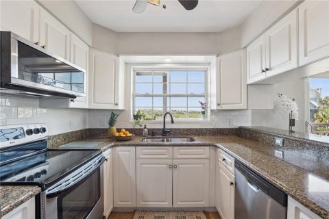 Casa en venta en New Smyrna Beach, Florida, 3 dormitorios, 161.65 m2 № 2221148 - foto 7