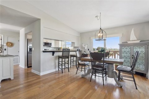 Casa en venta en New Smyrna Beach, Florida, 3 dormitorios, 161.65 m2 № 2221148 - foto 4