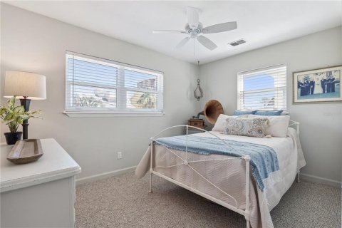 Casa en venta en New Smyrna Beach, Florida, 3 dormitorios, 161.65 m2 № 2221148 - foto 11