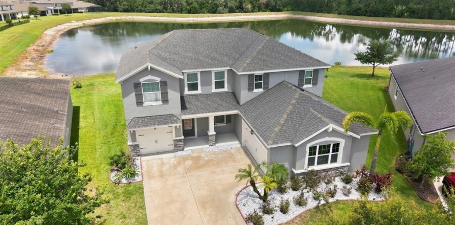 House in Riverview, Florida 4 bedrooms, 283.07 sq.m. № 2196913