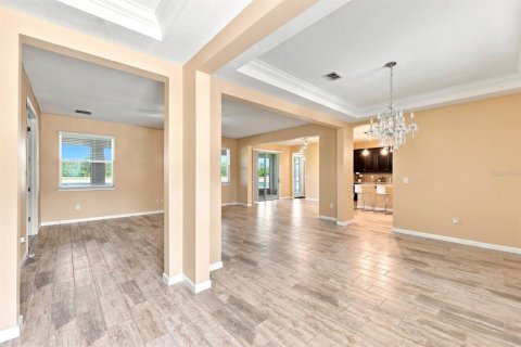 House in Riverview, Florida 4 bedrooms, 283.07 sq.m. № 2196913 - photo 3