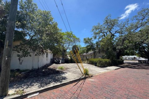 Immobilier commercial à vendre à Tarpon Springs, Floride: 2 chambres, 127.28 m2 № 2206062 - photo 2